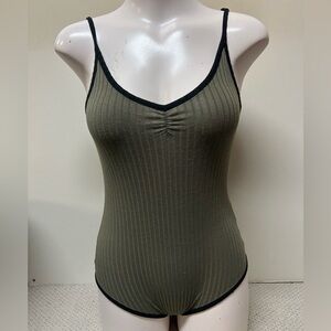 2/$20❤️- BODYSUIT | Women’s Rebel Rogue bodysuit size medium